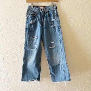 Levi's Light Wash Distressed Relax Fix 550 Raw Hem jeans